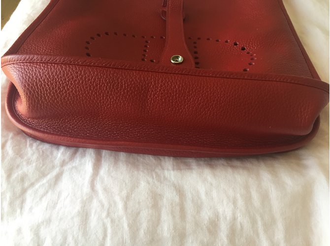 Hermès Evelyne III 33 GM Rosso - vista 4