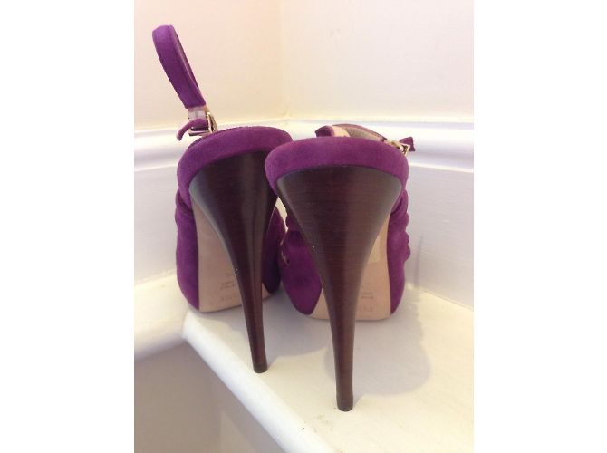 Sandali Fendi in scamosciato viola 39.5 Porpora - vista 4