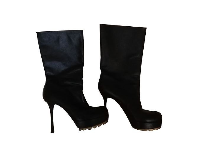 Stivaletti Yves Saint Laurent in pelle nera granulata 37 Nero - vista 2