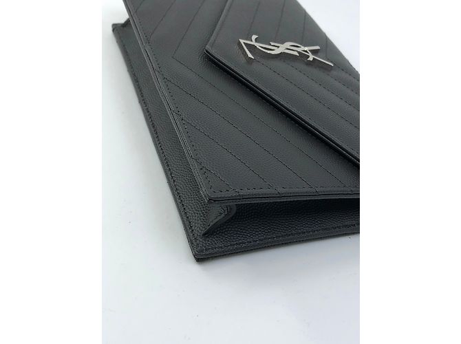 Yves Saint Laurent Pochette - vista 16
