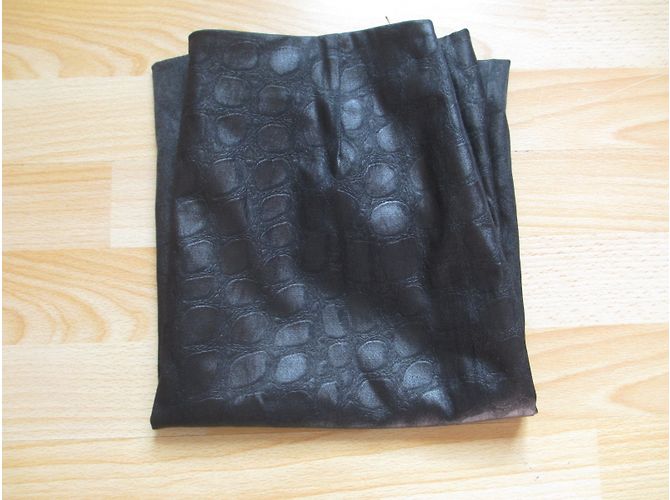Autre Marque Gonna a tubino nera effetto pelle satinata 38 Nero - vista 5