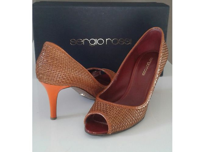 Sergio Rossi Leder Pumps Beige Größe 39 - Ansicht 3