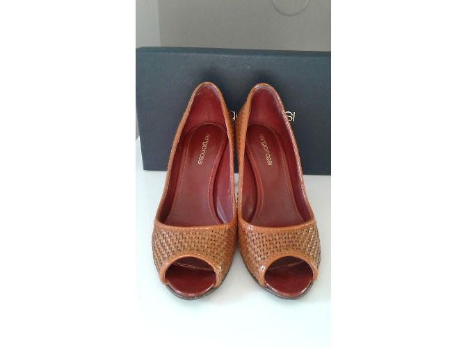 Sergio Rossi Leder Pumps Beige Größe 39 - Ansicht 6