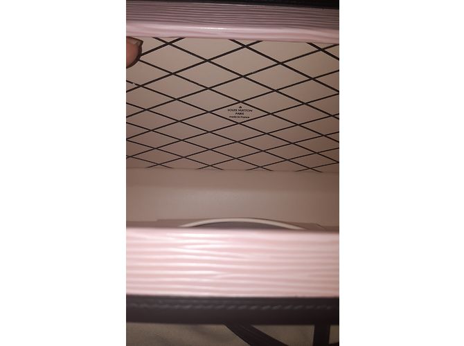 Petite Malle Louis Vuitton piccola malle Nero Rosa D'oro - vista 3