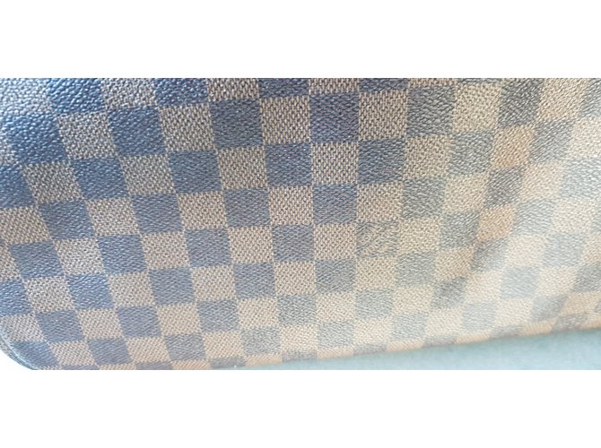 Louis Vuitton Neverfull Castanho escuro - vista 3