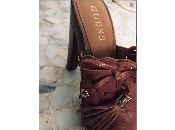 Guess Sabots - vue 4