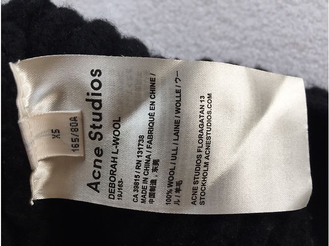 Acne Déborah Suéter de lana negro con cuello en V - vista 2