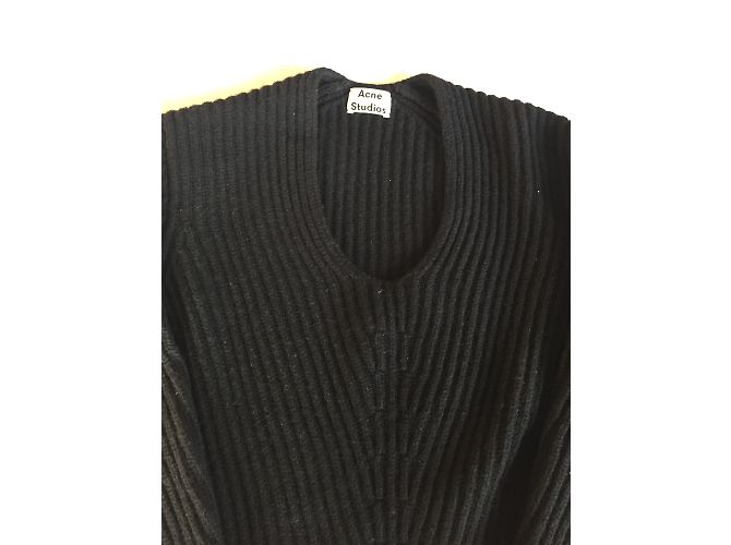 Acne Déborah Suéter de lana negro con cuello en V - vista 3