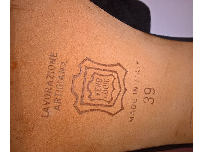 Mule con zeppa Manolo Blahnik in pelle di cervo nera Nero - vista 4