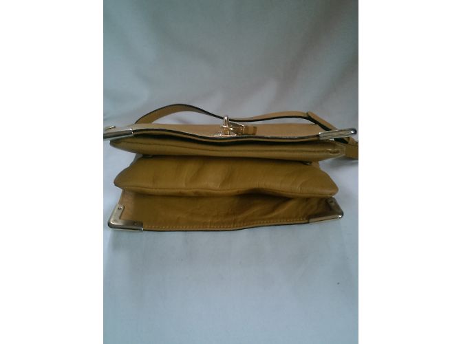 Borsa Massimo Dutti in pelle senape - vista 8