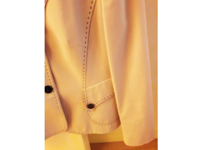Autre Marque Chaqueta de algodón beige con costuras negras - vista 2
