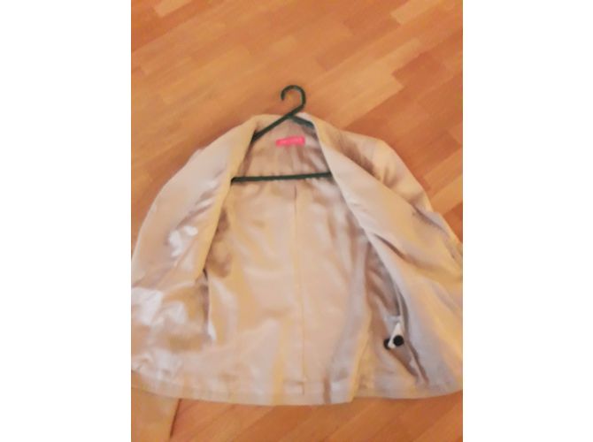Autre Marque Chaqueta de algodón beige con costuras negras - vista 8