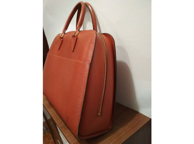 Louis Vuitton Cartella "Sorbonne" in pelle Epi. - vista 3