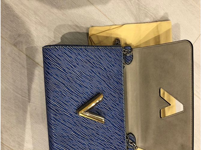 Louis Vuitton Twist GM Denim Light Epi Leder Blau - Ansicht 6