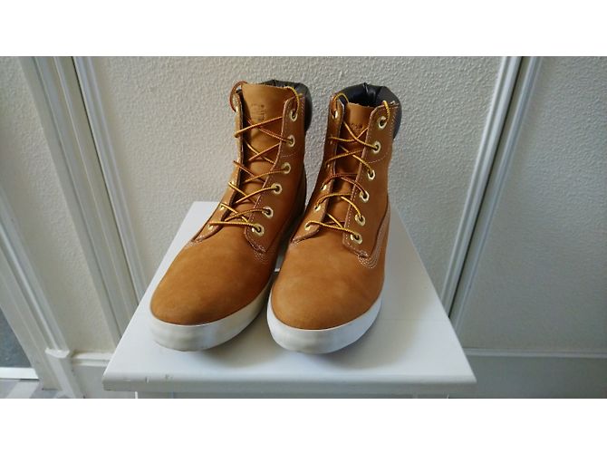 Timberland Boots - view 2