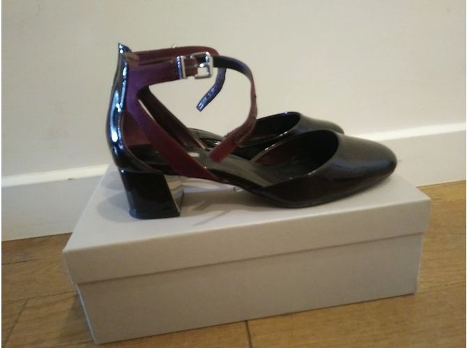 Carvela pumps strappy in vernice bordeaux Bordò - vista 5