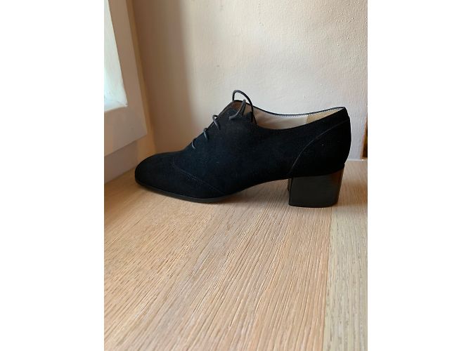 Chanel Suède noir, derbies - vue 8