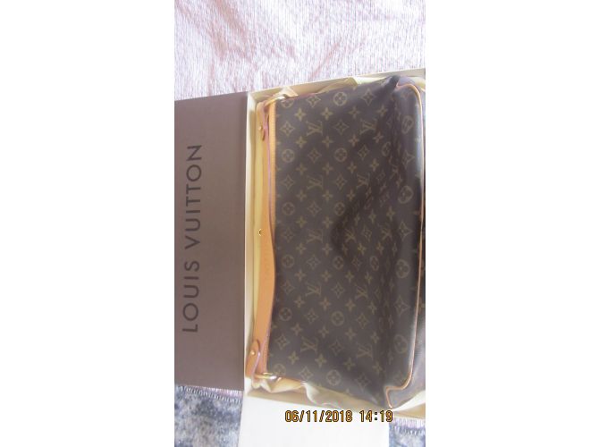 Bolso de Louis Vuitton modelo encantador Marrón oscuro - vista 3