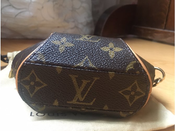 Ellipse Louis Vuitton MINI ELIPLE - vista 3