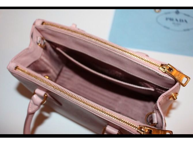 Borsa Prada in pelle Saffiano rosa - vista 3