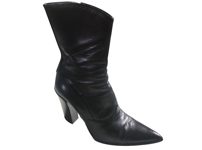 Botines Prada de cuero negro con tacón 10 cm - vista 2