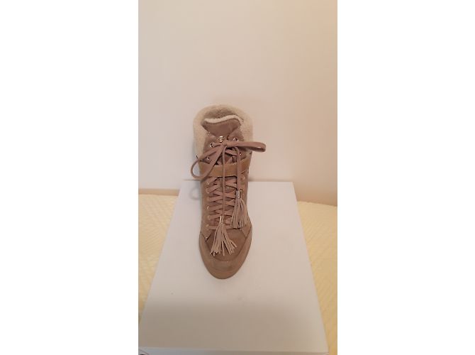 Stivaletti Guess Beige in Vernice e Scamosciato - vista 2