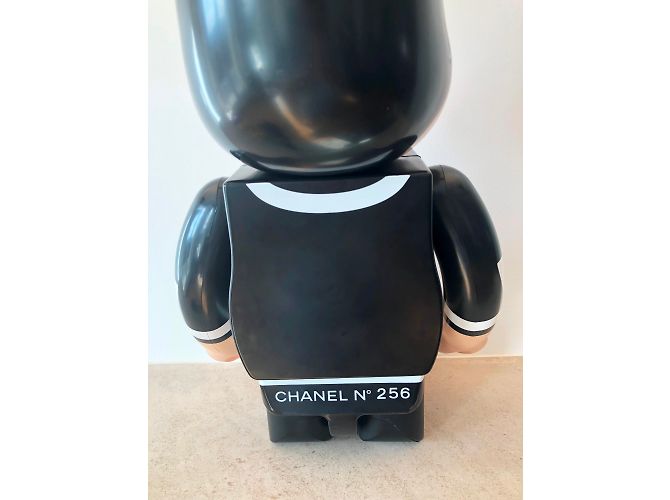 Bearbrick Medicom x Chanel 1000% Nero - vista 11