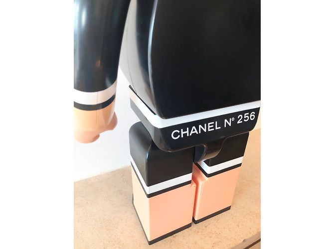 Bearbrick Medicom x Chanel 1000% Nero - vista 7