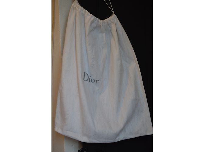 Christian Dior Fell und Seide gestohlen - Ansicht 8