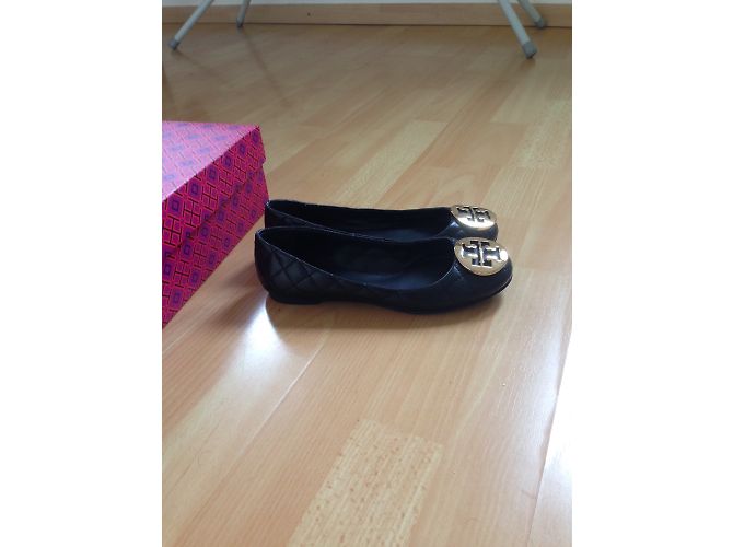 Sapatilhas Tory Burch em couro acolchoado preto 37 - vista 3