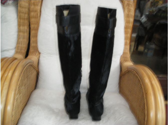 Autre Marque Botas negras de piel de becerro efecto pony Negro - vista 4