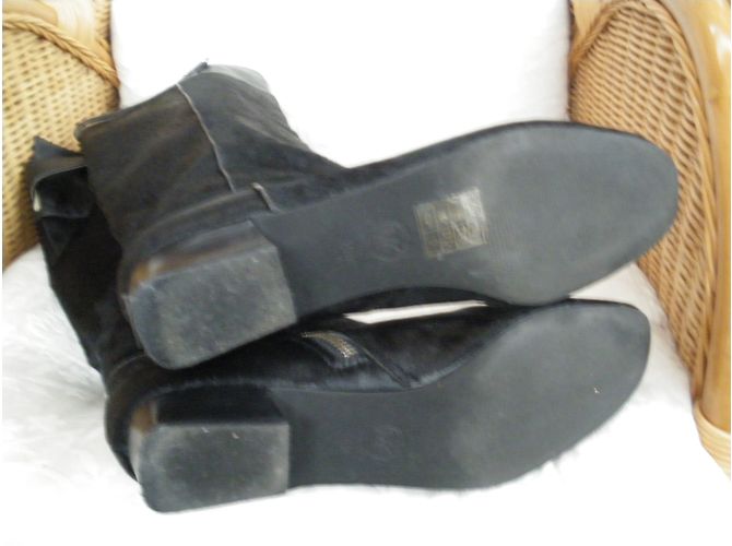 Autre Marque Botas negras de piel de becerro efecto pony Negro - vista 5