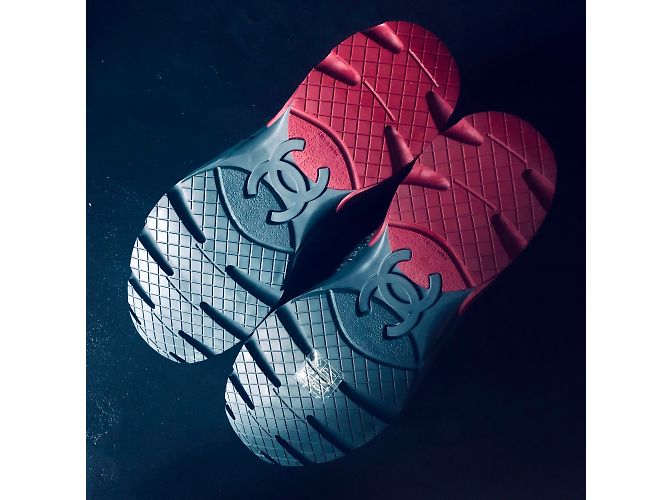 Scarpe da ginnastica Chanel Rosso Bordò Grigio antracite - vista 4