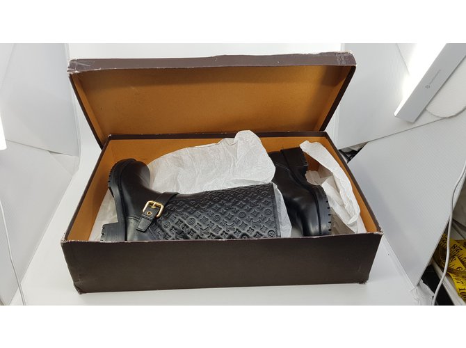Louis Vuitton Stiefel Schwarz - Ansicht 11