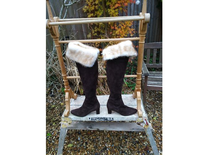 Botas Rene Caovilla de gamuza marrón Castaño - vista 3