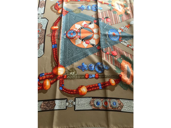 Hermès Bufandas de seda Castaño Azul Beige Naranja - vista 5