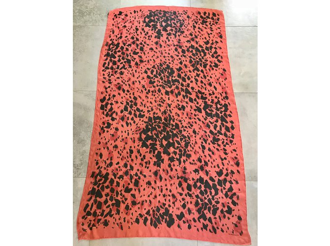 Sciarpa Burberry in seta arancio corallo e nero Multicolore - vista 5