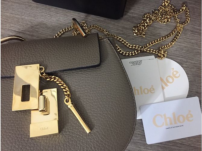 Clutch Chloé Drew in pelle martellata taupe Marrone - vista 8