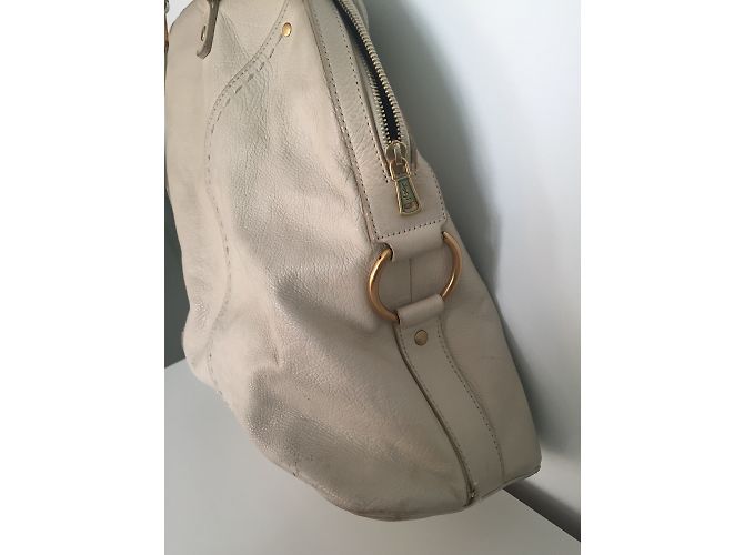 Borsa a mano Yves Saint Laurent Boston Muse in pelle Eggshell Bianco sporco - vista 5