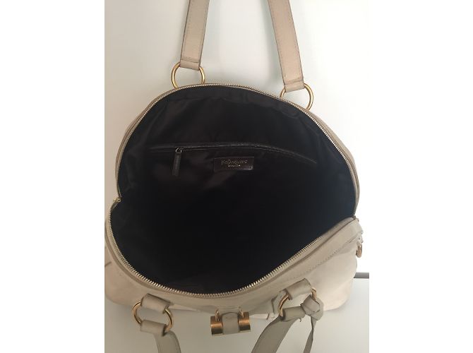 Borsa a mano Yves Saint Laurent Boston Muse in pelle Eggshell Bianco sporco - vista 7
