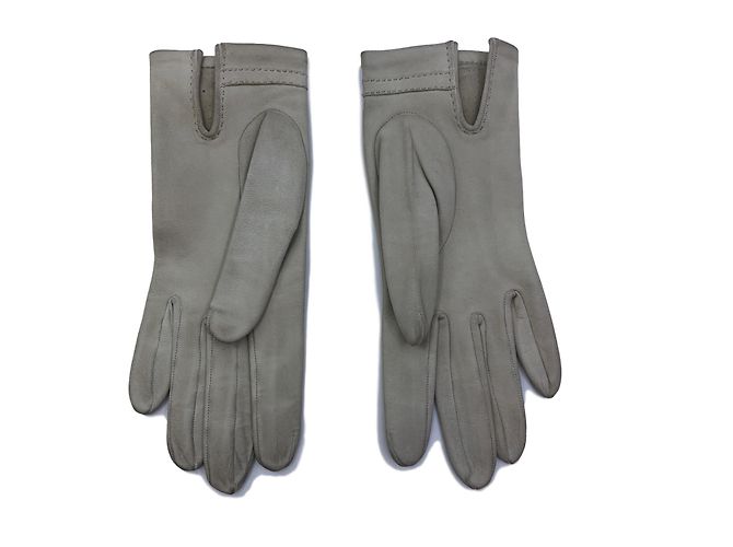 Luvas Hermès de couro cinza claro com ferragem dourada Tamanho 6 - vista 2