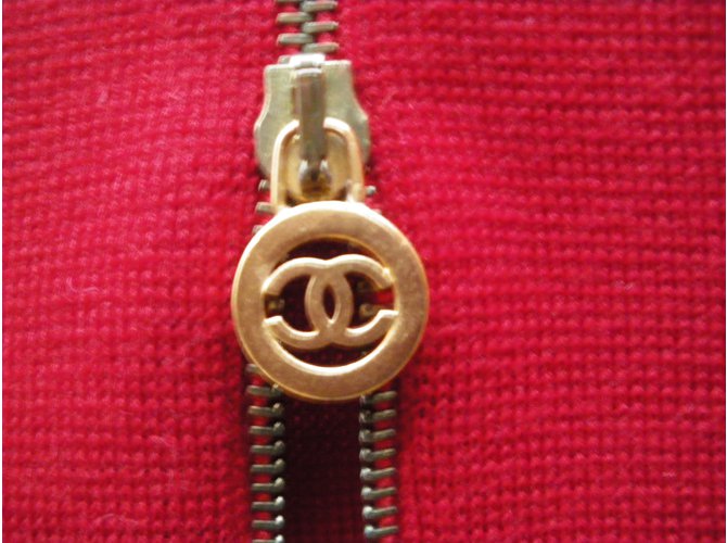 Falda Chanel de lana roja - vista 3