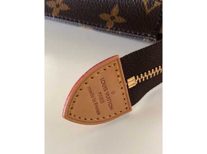 Louis Vuitton Borsa da toilette 26 Marrone - vista 5