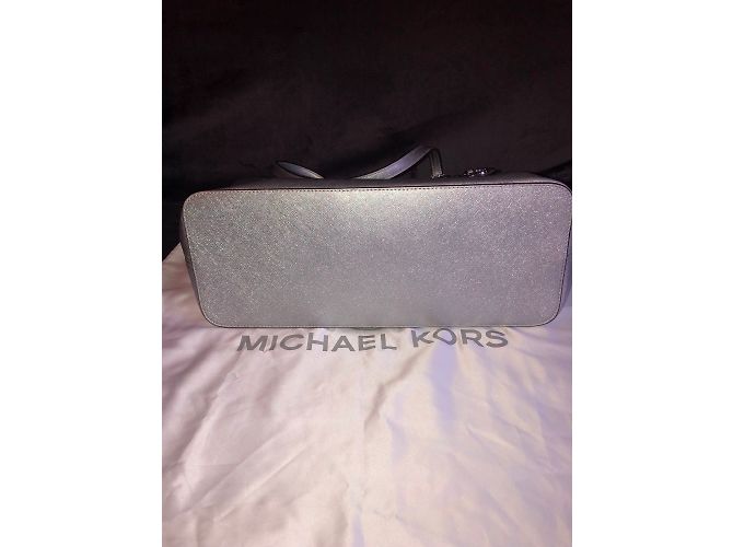 Borsa a mano Michael Kors Jet Set Travel in Pelle Argentata Argento - vista 4