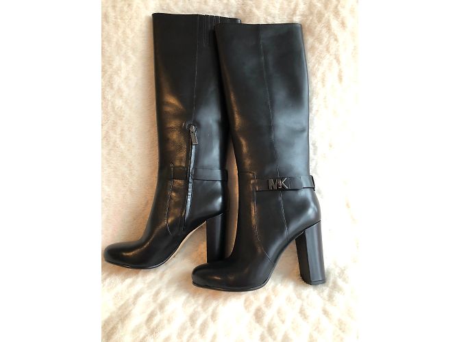 Botas Michael Kors de charol negro Talla 37 - vista 5
