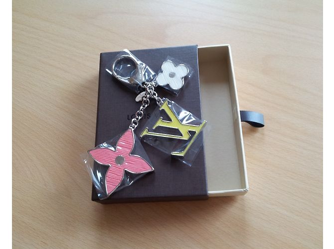 Louis Vuitton Multicoloured Key Ring Silver Multiple colors - view 3