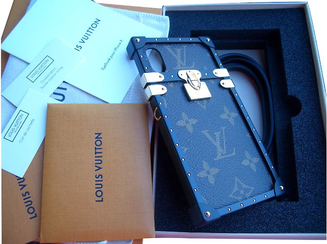 Louis Vuitton iPhone X & XS case Brown - view 2