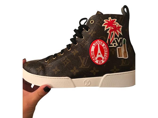 Louis Vuitton sneaker World Tours Boot Vuitton Cioccolato - vista 2