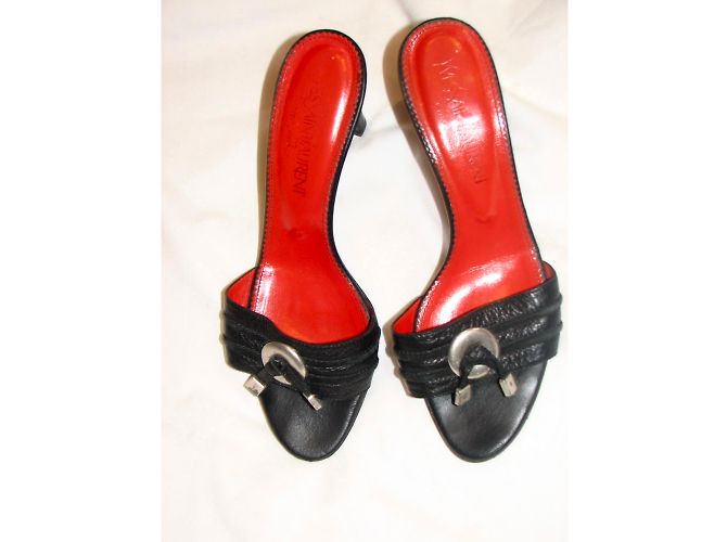 Mule in pelle Yves Saint Laurent Rive Gauche nere Nero - vista 2