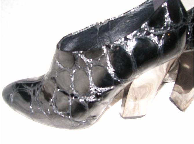 Russell & Bromley Sebastian Milano Pump Nero Argento - vista 8